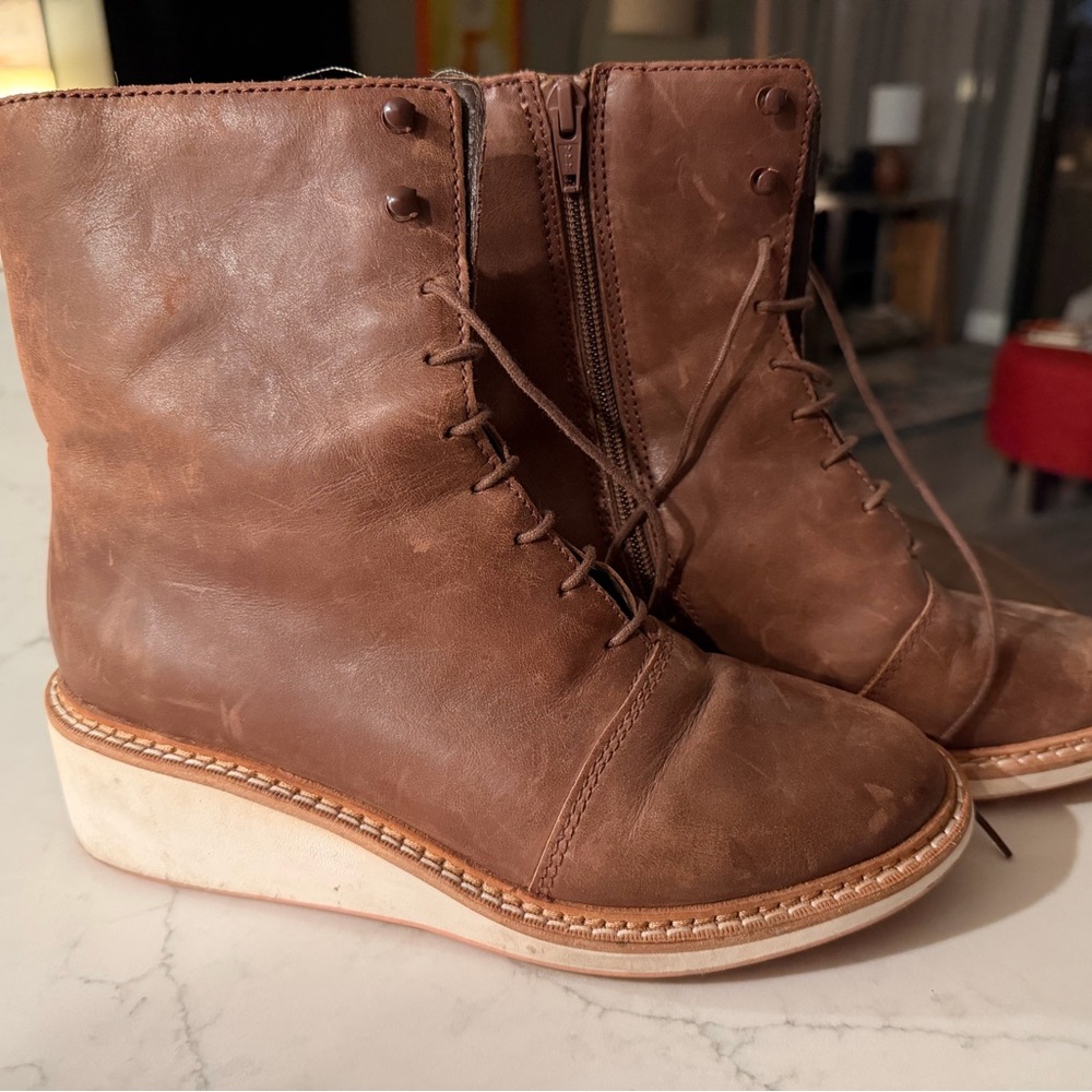 Camper Magna Brown Leather Ankle Booties